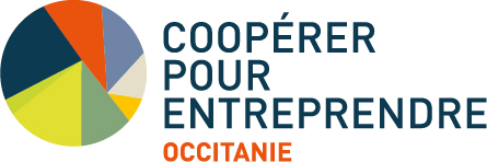 Logotype Coopérer pour entreprendre Occitanie. La mention Occitanie a été rajouté en lettres capitales rouge en dessous du nom de l'organisation en fer à gauche.